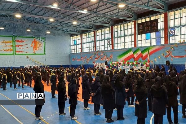 مانور یاوران انقلاب دانش‌آموزان شهرستان ورامین