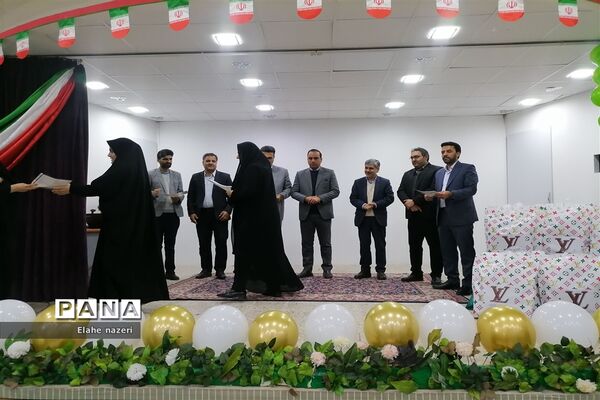 مراسم تجلیل از ستارگان کنکور در خلیل‌آباد