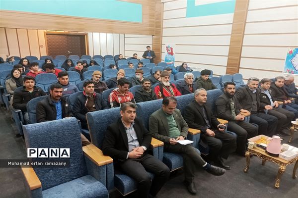 شب شعر انقلاب به‌مناسبت دهه مبارک فجر