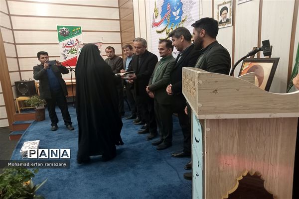 شب شعر انقلاب به‌مناسبت دهه مبارک فجر