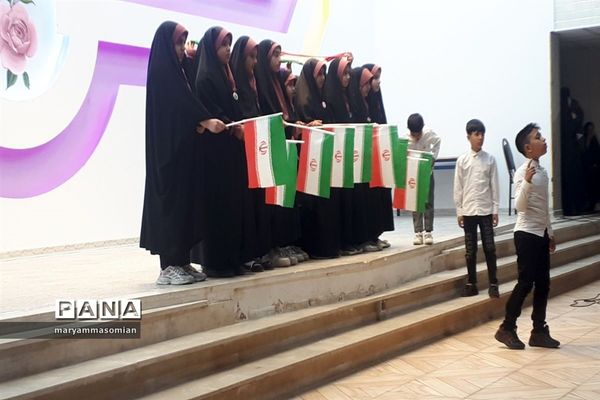 جشن انقلاب در آموزش و پرورش شهرستان ابرکوه