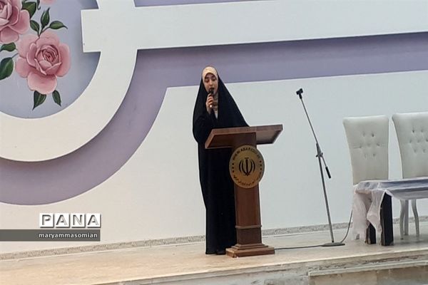 جشن انقلاب در آموزش و پرورش شهرستان ابرکوه