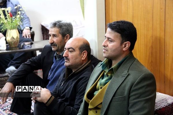 تقدیر از خانواده شهدا در فشافویه