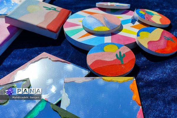 زنگ کارآفرینی در دبیرستان آرمینه مصلی نژاد