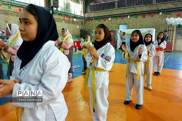 برگزاری مانور یاوران انقلاب در کهریزک