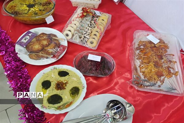 جشنواره غذا اقوام ایرانی و دست سازه دانش‌آموزان