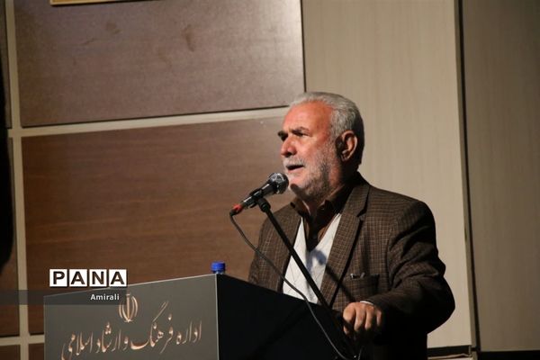 همایش مداحان و شعرای آیینی در قرچک