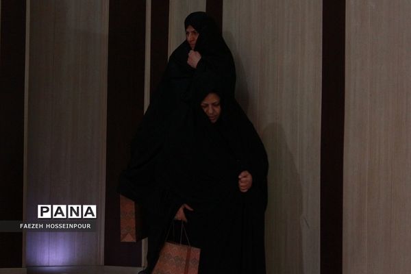 یادواره زنان شهیده شهرستان بهارستان