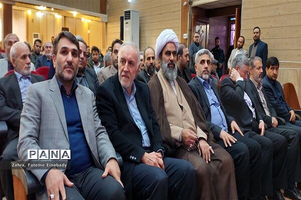 همایش بزرگمنشان انقلاب در شهرستان ملارد