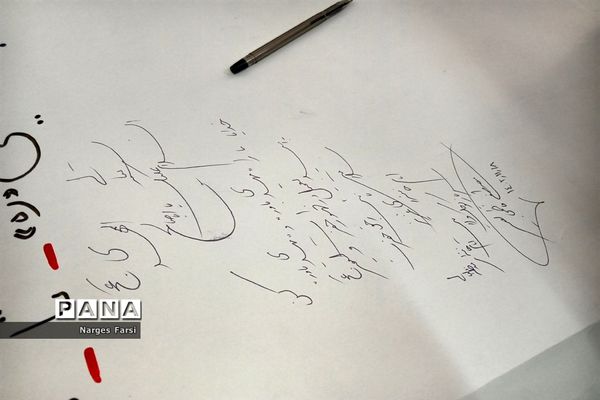 برپایی نمایشگاه «مدرسه انقلاب» در دبیرستان حضرت خدیجه(س) جعفرآباد قم