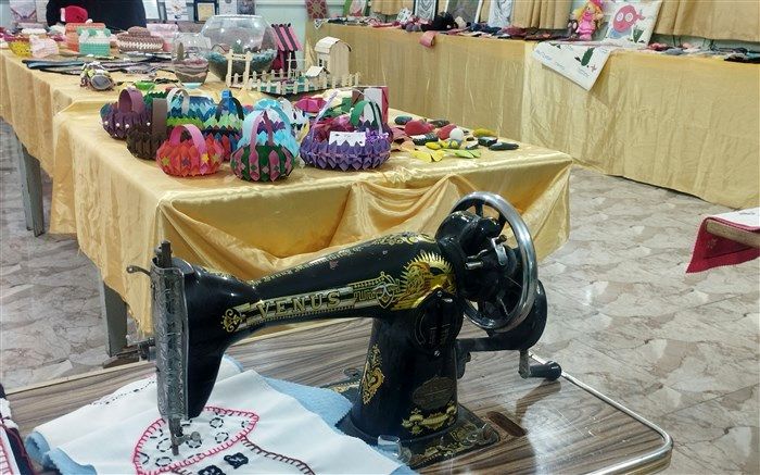 برپایی نمایشگاه «امید فردا» در دبیرستان دخترانه سعدی کاشان/ فیلم