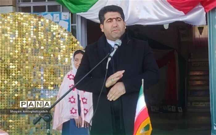 افزایش پوشش تحصیلی دانش‌آموزان از برکات نظام جمهوری اسلامی ایران است