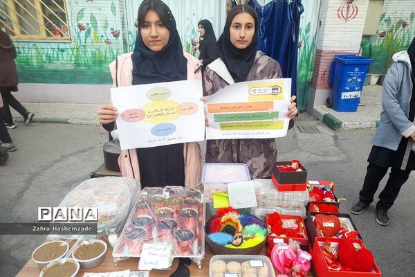 بازارچه کار و فناوری در دبیرستان ولیعصر (عج) ناحیه یک شهرری