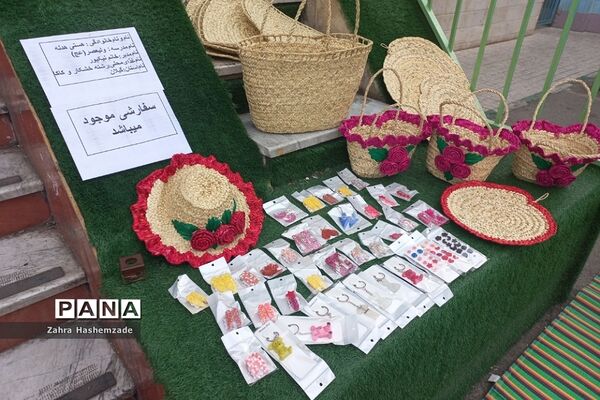 بازارچه کار و فناوری در دبیرستان ولیعصر (عج) ناحیه یک شهرری
