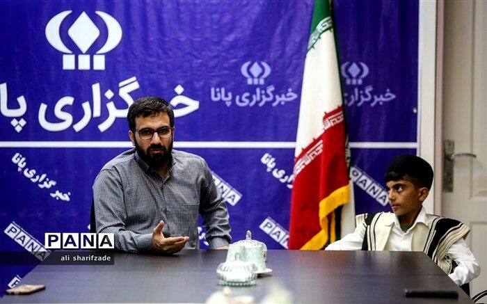 برپایی غرفه خبرگزاری پانا در مسیر راهپیمایی یوم‌الله ۲۲ بهمن
