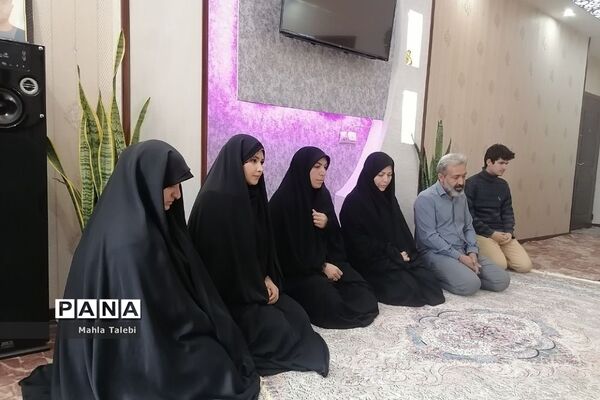 بازدید از خانواده شهید جعفری و شهیده قره داغی باحضور مسئولین صباشهر
