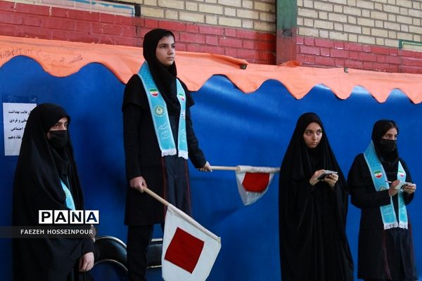 مانور یاوران انقلاب در بهارستان دو