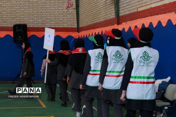 مانور یاوران انقلاب در بهارستان دو