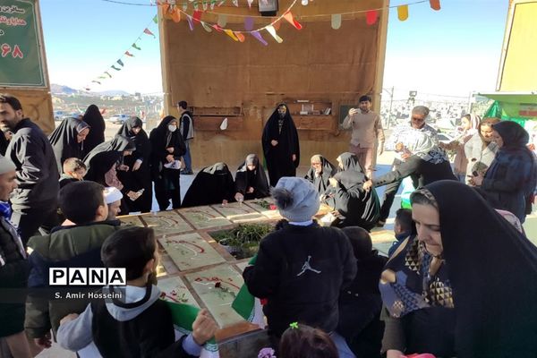 گلباران مزار شهدای قم در دهه فجر