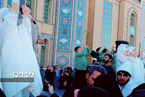 نخستین اجرای سرود «فرمانده مهدی» در مسجد جمکران