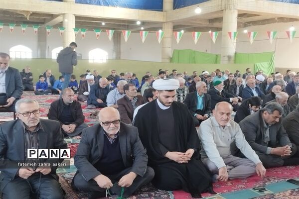 اقامه نماز جمعه در گلوگاه