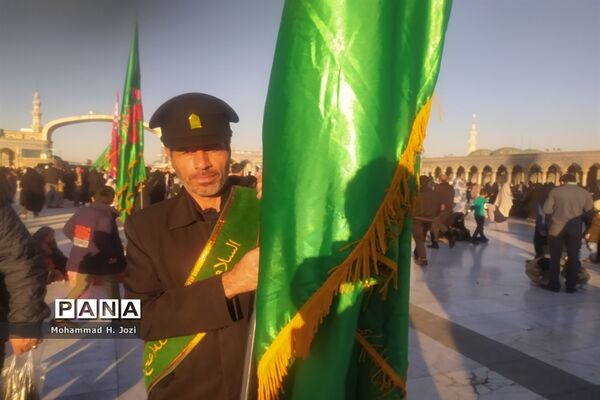 نخستین اجرای سرود »فرمانده مهدی» در مسجد مقدس جمکران-2