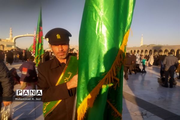 نخستین اجرای سرود »فرمانده مهدی» در مسجد مقدس جمکران-2