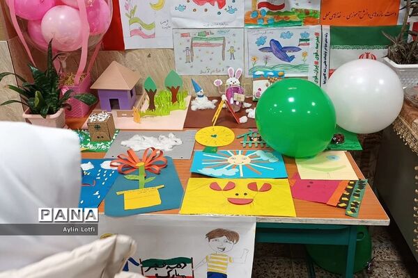 دهه فجر و مبعث رسول الله در دبستان ۱۵ خرداد