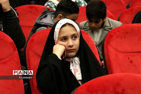 جشن گرامیداشت ایام الله دهه فجر در دانشگاه قم