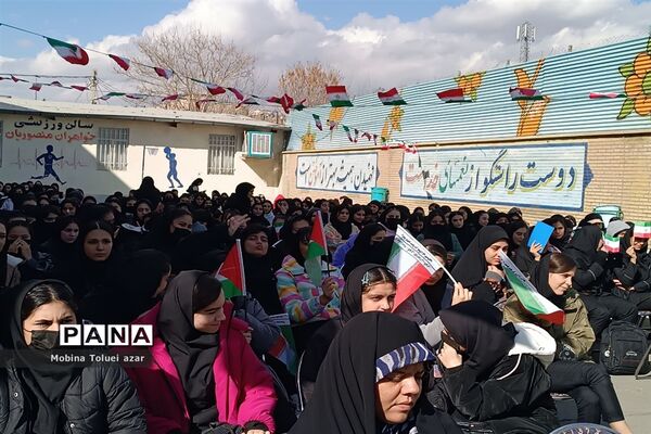 مراسم آبروی محله در آموزشگاه متانت ناحیه یک بهارستان