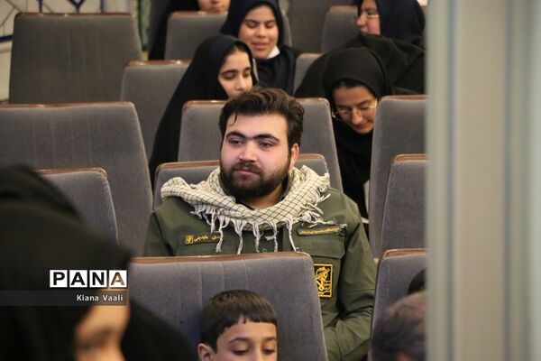 یادواره «پدران آسمانی» در دبیرستان شاهد نجمیه قم-2