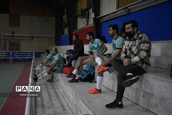 مسابقه فوتسال کارکنان شهرستان پردیس با حضور تیم آموزش و پرورش این شهرستان