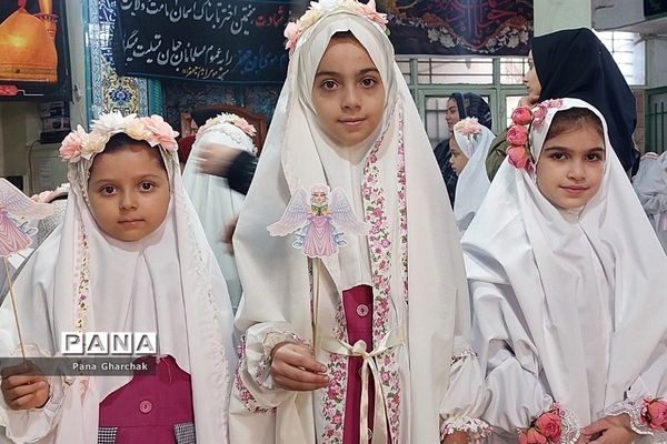 برگزاری جشن فرشته‌ها در قرچک