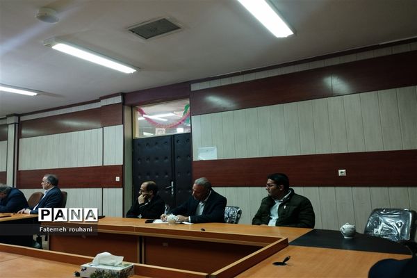 برگزاری جلسه توجیهی مدیران مدارس متوسطه با عنوان میدان۱۴صفر۲