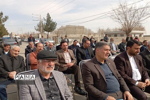 آیین کلنگ زنی و احداث مدرسه ۹ کلاسه در ورامین