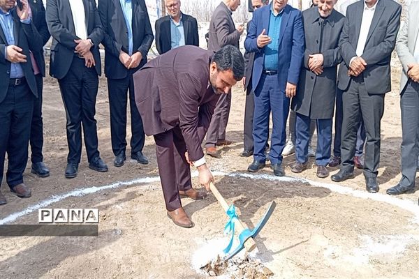 آیین کلنگ زنی و احداث مدرسه ۹ کلاسه در ورامین