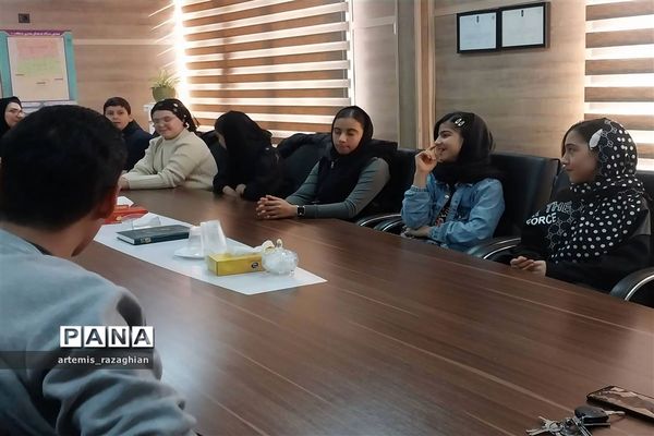 دهمین جلسه از سلسله نشست‌ های« بچه‌های رستا »