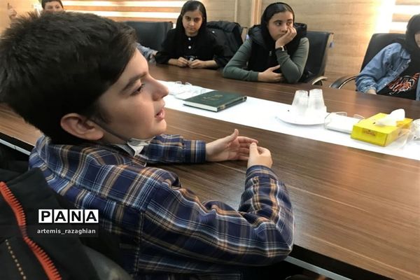 دهمین جلسه از سلسله نشست‌ های« بچه‌های رستا »