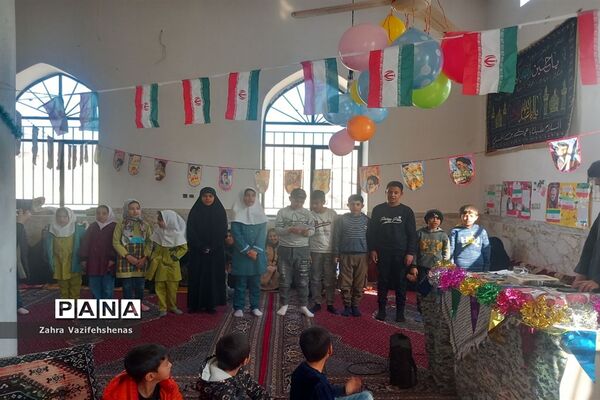 مراسم جشن انقلاب پایگاه بسیج روستای ورقی شهرستان شیروان