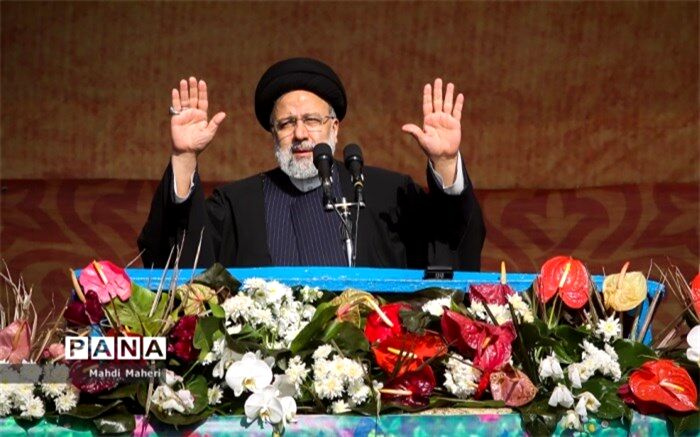 اجازه نمی‌دهیم یک وجب از خاک ایران در اختیار بیگانه قرار بگیرد