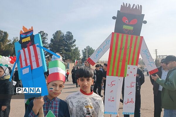 خروش مردم فشافویه در جشن پیروزی انقلاب اسلامی