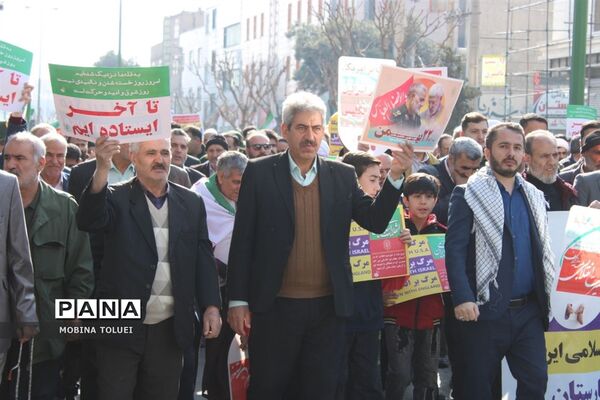 راهپیمایی گرامیداشت سالروز پیروزی انقلاب اسلامی در ناحیه یک بهارستان