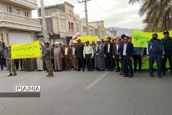 موج وحدت مردم حاجی‌آباد در راهپیمایی ۲۲ بهمن