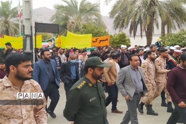 موج وحدت مردم حاجی‌آباد در راهپیمایی ۲۲ بهمن