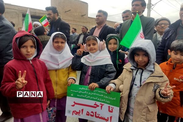 لحظه‌ به‌ لحظه با مردم سروستان در جشن ۴۵ سالگی انقلاب اسلامی