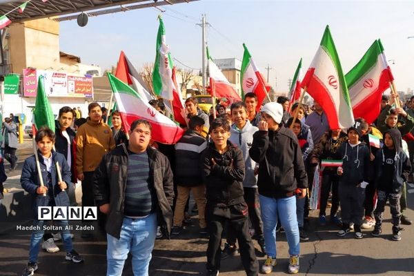 حضور پرشور مردم اسلامشهر در راهپیمایی یوم‌الله 22 بهمن