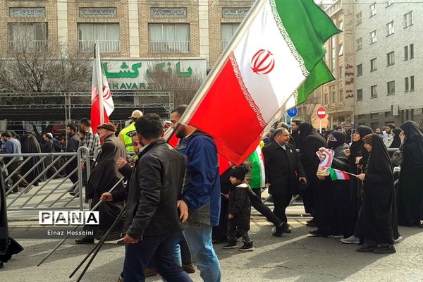 راهپیمایی ۲۲ بهمن در مشهد مقدس‌