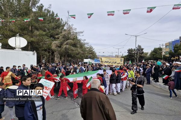 راهپیمایی مردم  خراسان جنوبی  در ۲۲ بهمن