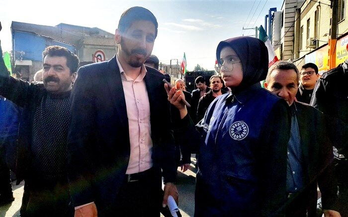امروز ایران در صحنه جهانی مستقلانه از آرمان‌ها و دستاوردهای انقلاب اسلامی دفاع می‌کند