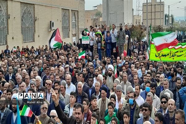 حضور پرشور دانش‌آموزان و فرهنگیان بهبهانی در راهپیمایی یوم الله 22 بهمن ماه